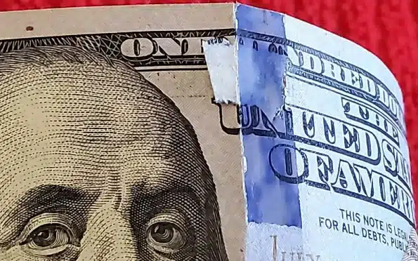 Verify the 3D Security Ribbon on $100 Bills