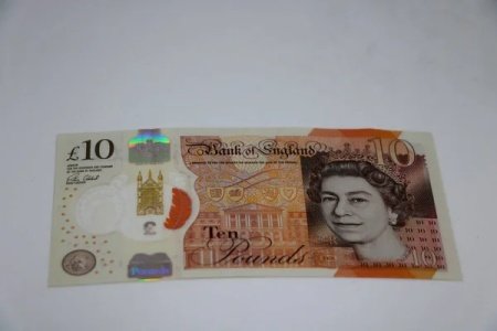 10 GBP Banknotes